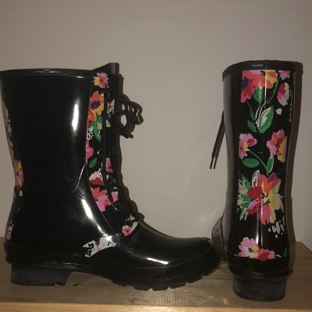 Roma floral lace up rain boots